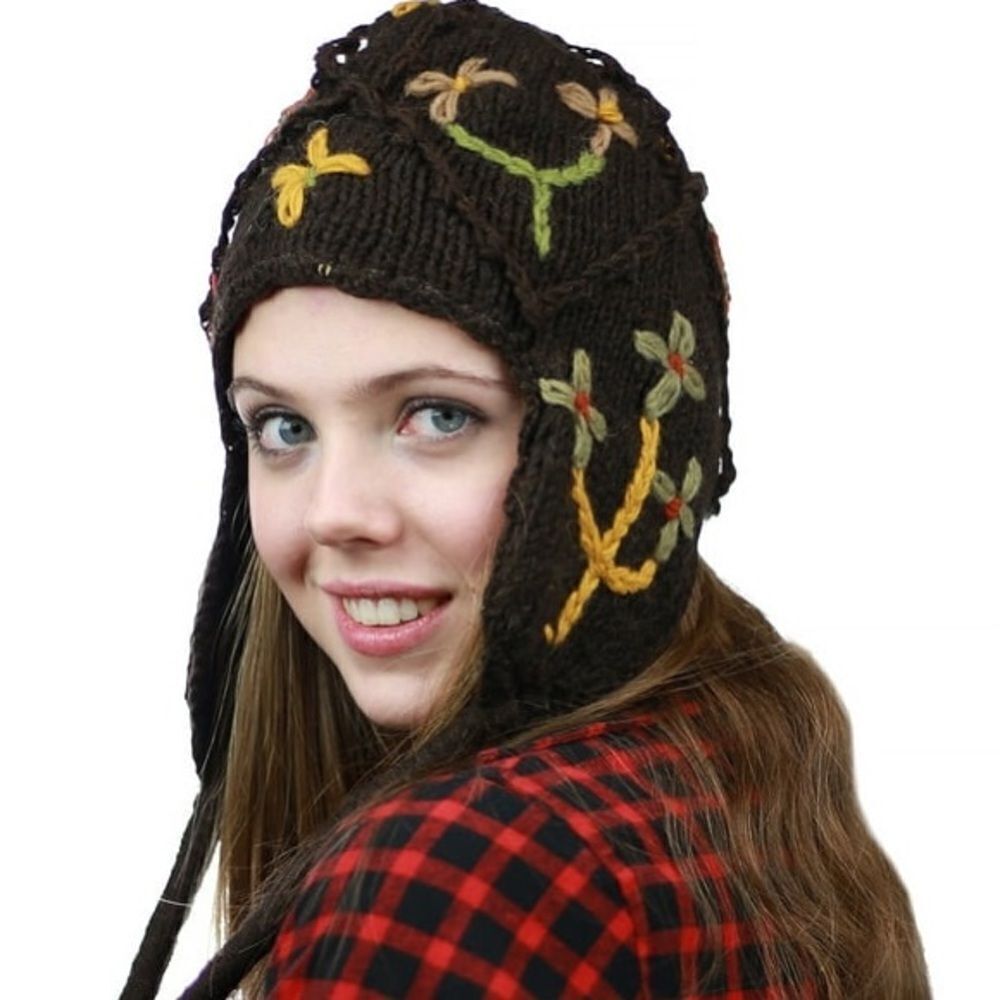 Handcrafted by Napalis artisans Chullo Knit Nepal Wool Hat, Green Flowers w/ties
